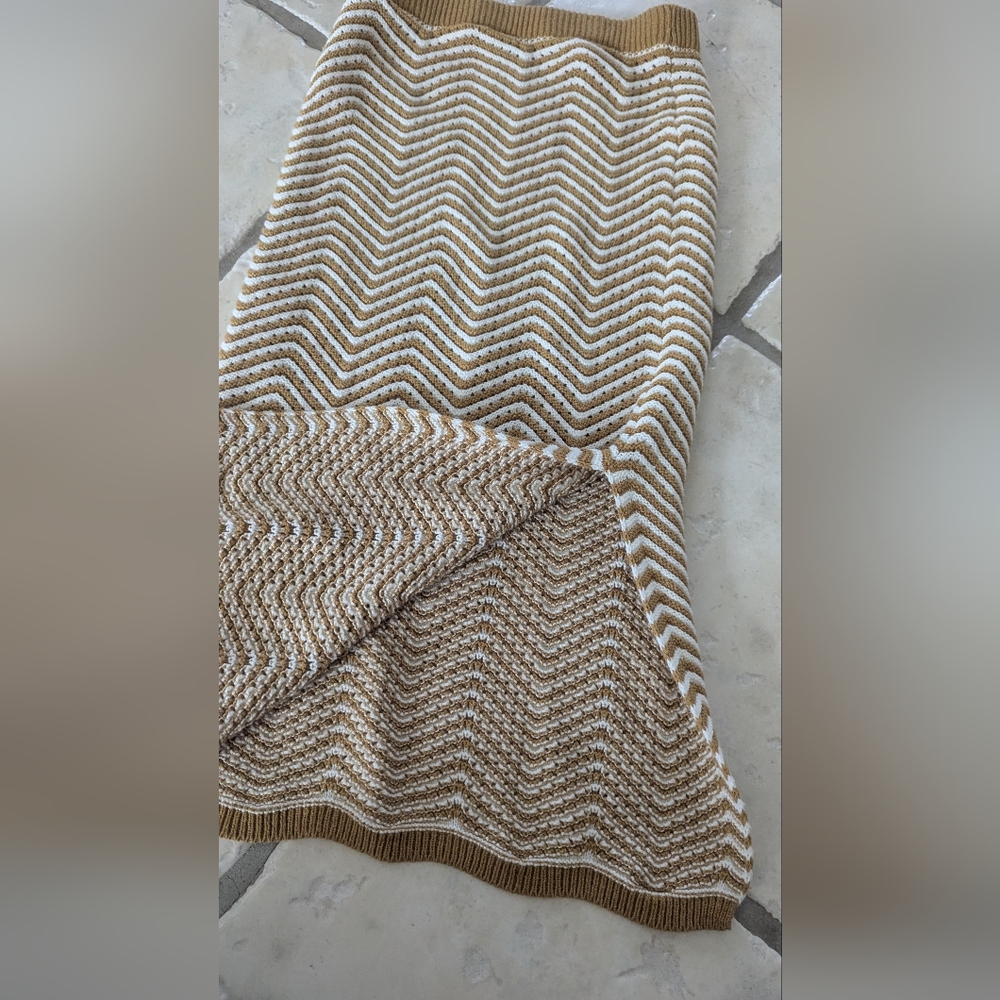 Willow & Wind Knit Stretch Bodycon Skirt - Picture 3 of 5